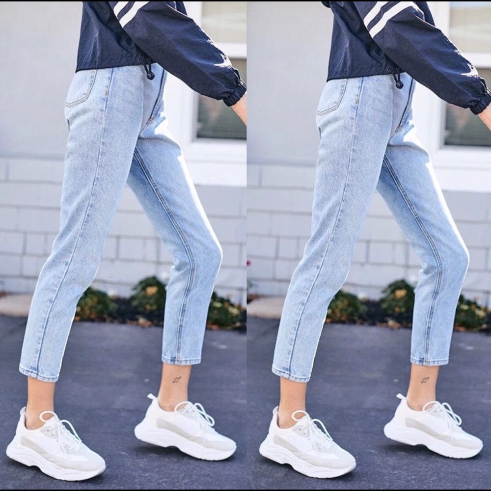 Brandy Melville John Galt light wash mom jeans